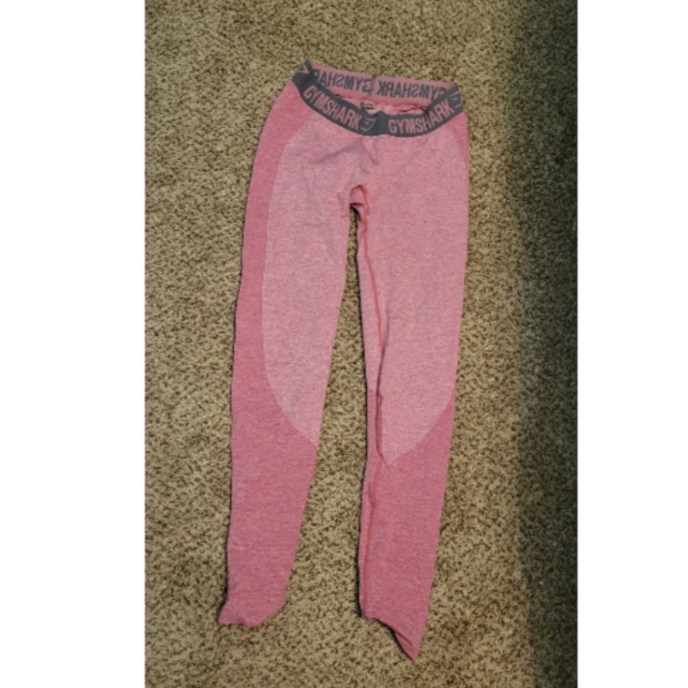 Pink leggings